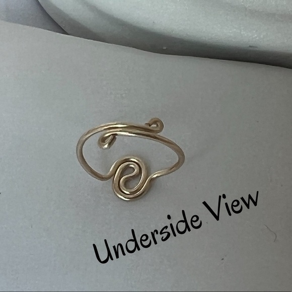 Artisan Toe Ring 14K Gold Yin Yang Design - Picture 8 of 14